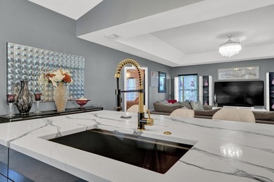 STUNNING & Large 4 Beds/2.5 Baths Home on OVERSIZED Lot, PERFECT - photo 19