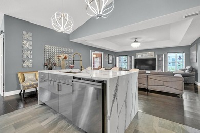 STUNNING & Large 4 Beds/2.5 Baths Home on OVERSIZED Lot, PERFECT - photo 20