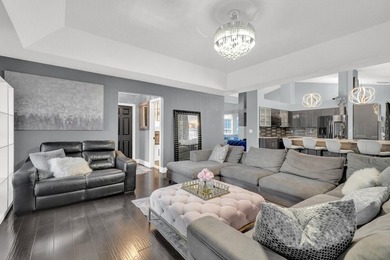 STUNNING & Large 4 Beds/2.5 Baths Home on OVERSIZED Lot, PERFECT - photo 26