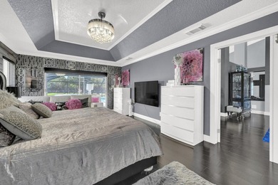 STUNNING & Large 4 Beds/2.5 Baths Home on OVERSIZED Lot, PERFECT - photo 29