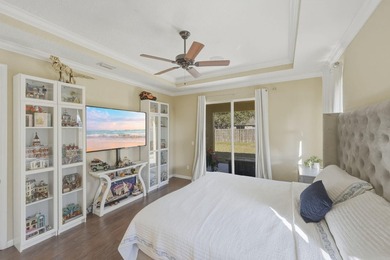 Welcome to this beautifully upgraded home located in the heart - photo 11