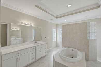 Welcome to this beautifully upgraded home located in the heart - photo 13