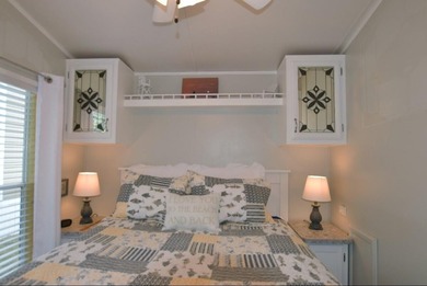 Seasonal Coastal Getaway on a Budget, cheaper than most - photo 14