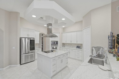 Welcome to this beautifully upgraded home located in the heart - photo 27