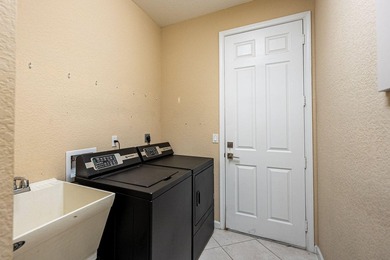Welcome to this beautifully upgraded home located in the heart - photo 28
