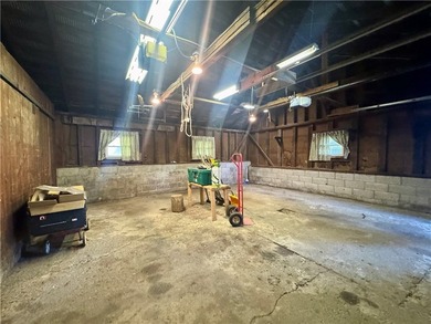 Enjoy country living on just under two acres with a beautiful - photo 34