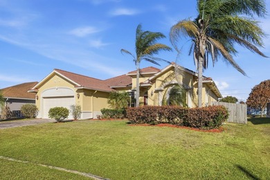 Welcome to this beautifully upgraded home located in the heart - photo 38