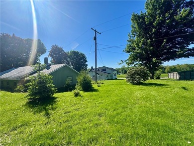 Enjoy country living on just under two acres with a beautiful - photo 39