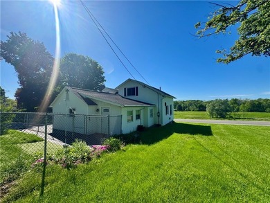 Enjoy country living on just under two acres with a beautiful - photo 42