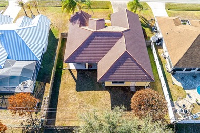 Welcome to this beautifully upgraded home located in the heart - photo 44