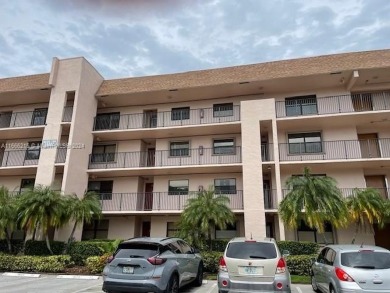 (private lake, pond, creek) Condo For Sale in Sunrise Florida