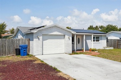 Price Adjustment on this Charming 3-Bedroom Home in Holiday Lake - photo 4