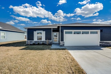 **Seller is offering $3,000 towards closing costs on all homes - photo 3