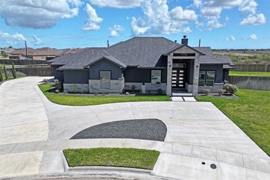 Promenade Lake Home For Sale in Corpus Christi Texas