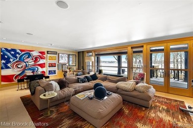 A once-in-a-lifetime opportunity to own a spectacular lakefront - photo 14