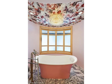 A once-in-a-lifetime opportunity to own a spectacular lakefront - photo 17