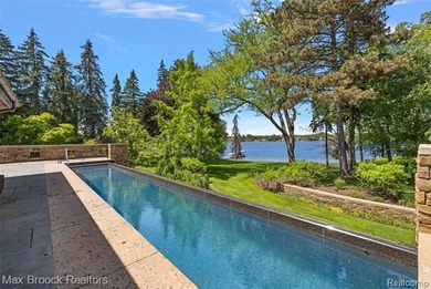 A once-in-a-lifetime opportunity to own a spectacular lakefront - photo 37