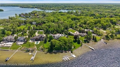 A once-in-a-lifetime opportunity to own a spectacular lakefront - photo 44