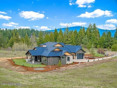 Welcome to an extraordinary newly completed custom residence in - photo 2