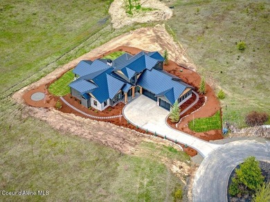 Welcome to an extraordinary newly completed custom residence in - photo 4