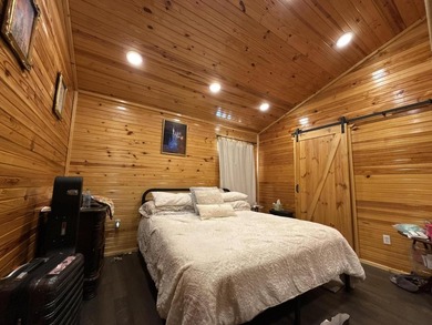 SPRING RIVER FRONT HOME - Rustic 3 bedroom, 2 bath home on - photo 11