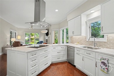 Beautiful hard coat, stucco home in the highly desirable - photo 12