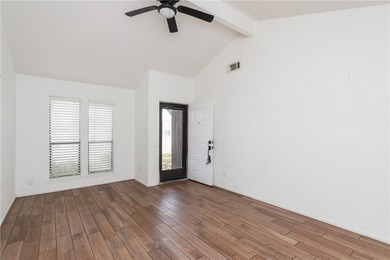 Charming One-Story Townhome in the Heart of Calallen ISD! - photo 3