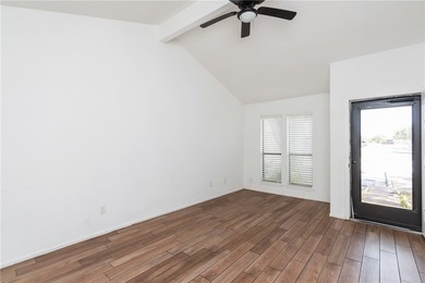Charming One-Story Townhome in the Heart of Calallen ISD! - photo 4