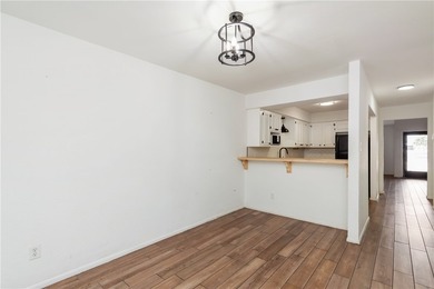 Charming One-Story Townhome in the Heart of Calallen ISD! - photo 5