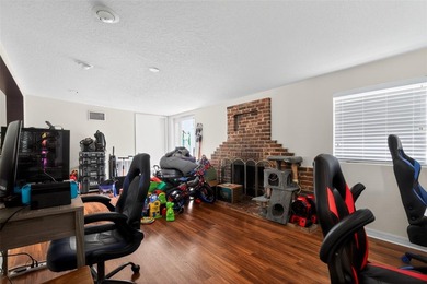 Welcome home to this spacious 3-bedroom, 2-bath single-family - photo 17