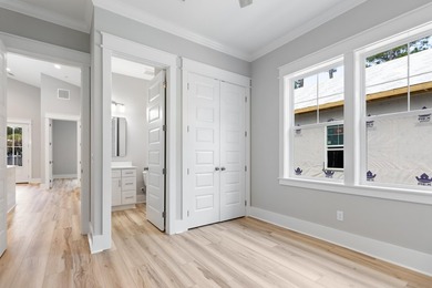 This beautifully finished 3 bed, 2.5 bath home offers 1,398 sqft - photo 22