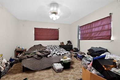 Welcome home to this spacious 3-bedroom, 2-bath single-family - photo 23