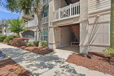 Top-floor 2 bed, 2 bath condo with stunning views overlooking - photo 26