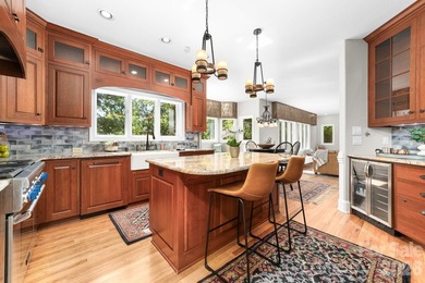 Beautifully updated 5BR/4.5BA home in desirable Shelby - photo 8