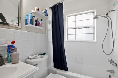 Welcome home to this spacious 3-bedroom, 2-bath single-family - photo 28