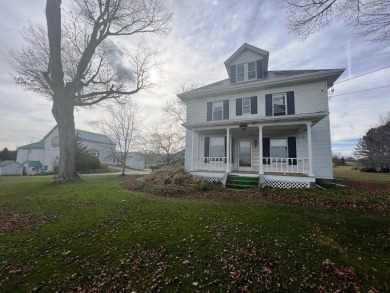 Lake Home Off Market in Cambridge Springs, Pennsylvania