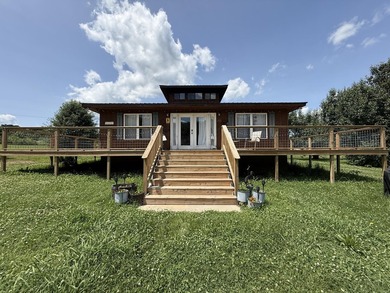 SPRING RIVER FRONT HOME - Rustic 3 bedroom, 2 bath home on - photo 32