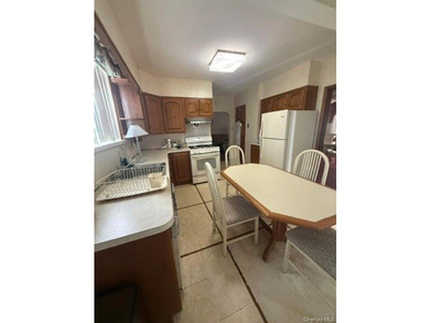 Two-Family Opportunity in East Rockaway Welcome to this spacious - photo 16