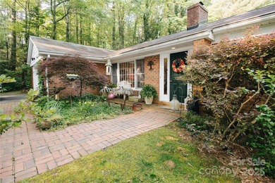 Wolf Lake Home For Sale in Hendersonville North Carolina