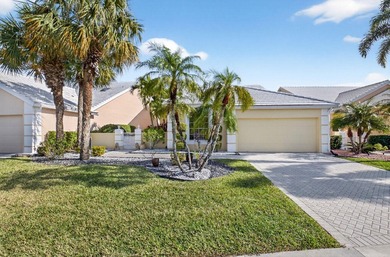 Nice home in the desirable Aberdeen CC. This home has a side - photo 1