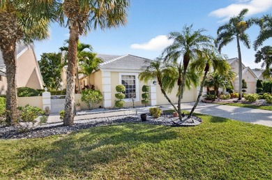 Nice home in the desirable Aberdeen CC. This home has a side - photo 3
