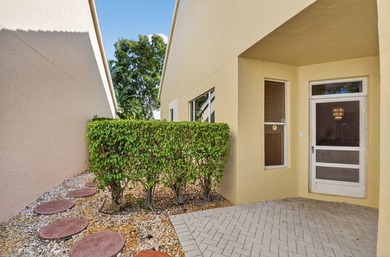 Nice home in the desirable Aberdeen CC. This home has a side - photo 5
