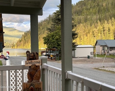 Enjoy lake and mountain views from your covered deck, a - photo 2