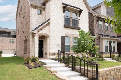 Lake Townhome/Townhouse For Sale in Rowlett, Texas