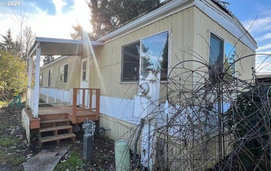 (private lake, pond, coastal) Home For Sale in Albany Oregon