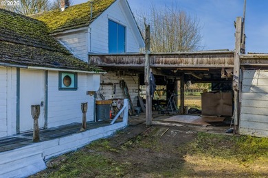 Motivated seller! This family property on the Coquille River is - photo 4