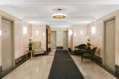 A home and office apartment is available on Upper West Side - photo 8