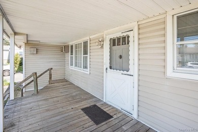 Best Deal in Town! SELLING *AS- IS* Condition. Charming - photo 12