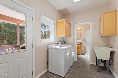 RARE OCEAN VIEW ESTATE PROPERTY! Lovingly maintained by the - photo 15