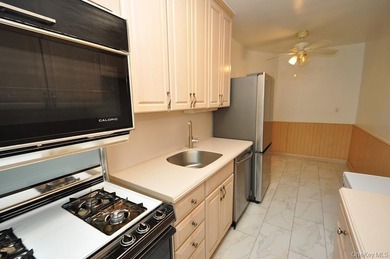 Rarely available and exceptionally spacious, this bright and - photo 15
